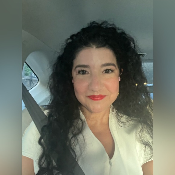 Meet your Posher, @CozDC - Picture 5 of 9